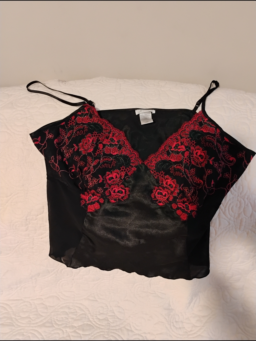 NWOT Je T'Adore Black Satin Cami with Red Floral Lace